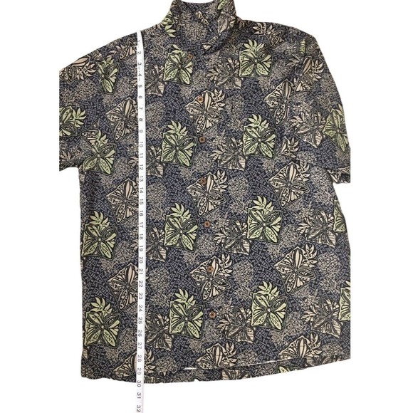 Tommy Bahama Mens 100% Silk Hawaiian Short Sleeve Button Up Shirt size Medium - Picture 12 of 13